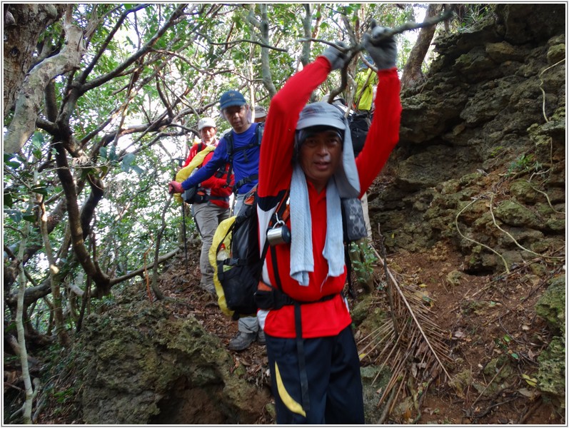 2013-12-08 15-07-19下龜呵吠山.JPG